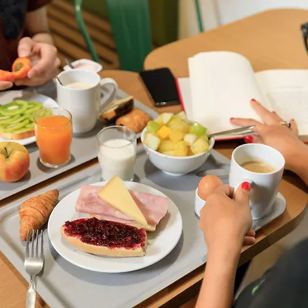 이비스 스타일 툴루즈 센터 가르